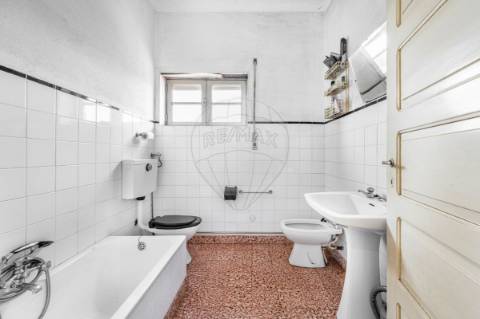 Moradia T7 para venda