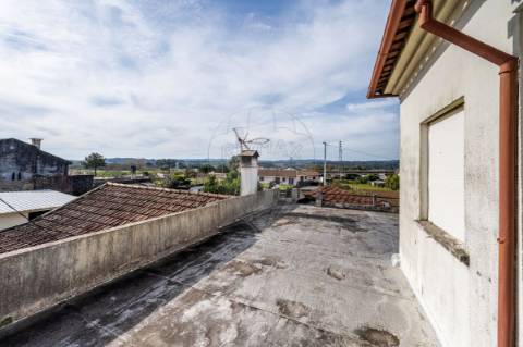 Moradia T4 para venda