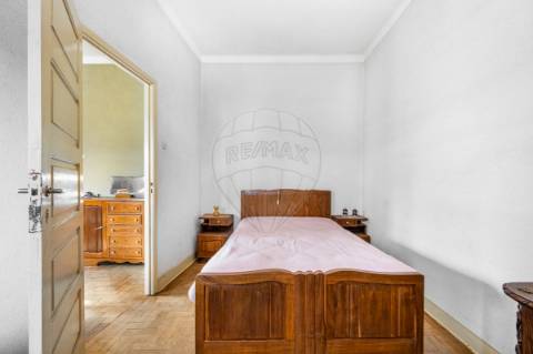 Moradia T4 para venda