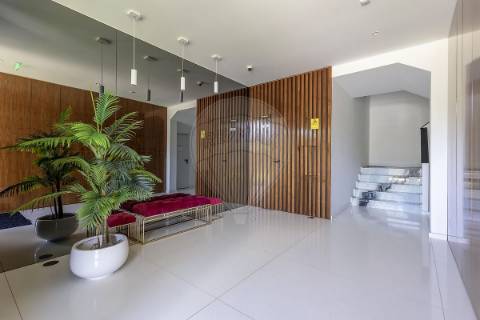 Apartamento T4 para venda