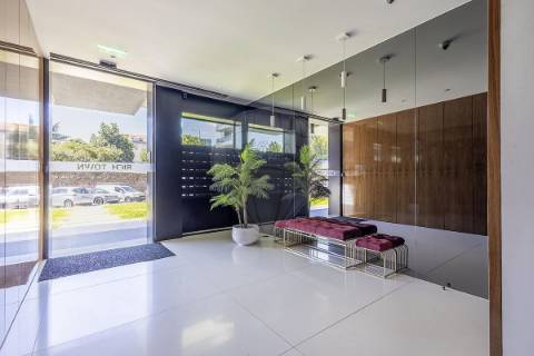 Apartamento T4 para venda