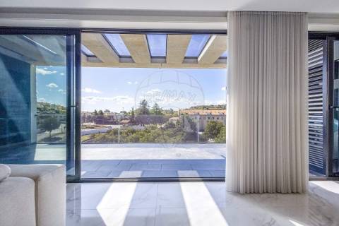 Apartamento T4 para venda