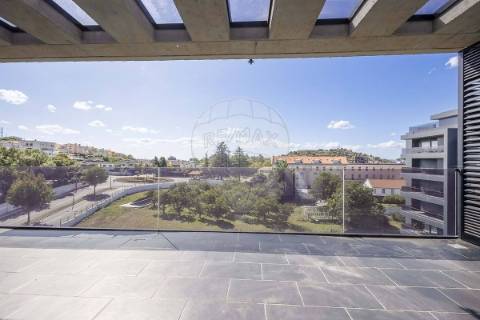 Apartamento T4 para venda