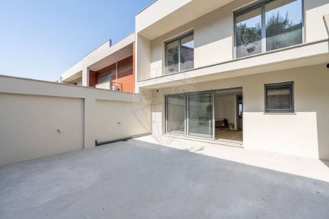 Moradia T3 para venda