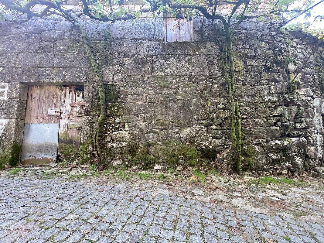 Moradia T2 para venda