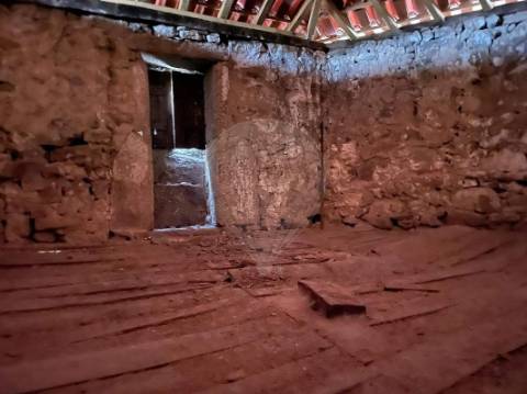 Moradia T2 para venda