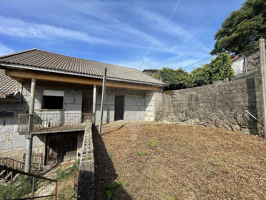 Moradia T2 para venda