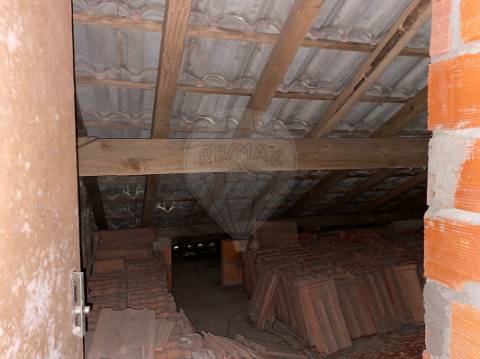 Moradia T2 para venda