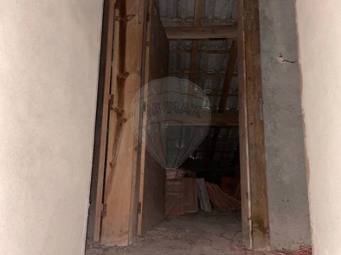 Moradia T2 para venda