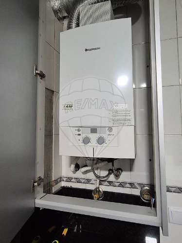 Apartamento T4 para arrendamento