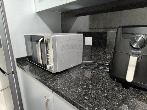 Apartamento T4 para arrendamento