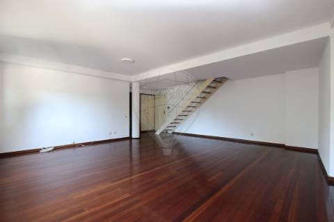 Apartamento T3 para arrendamento