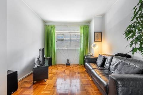 Moradia T4 para venda