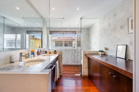 Moradia T4 para venda