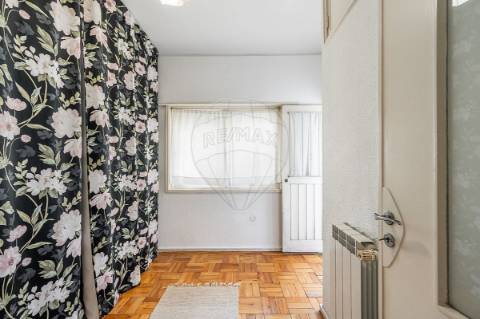 Moradia T4 para venda