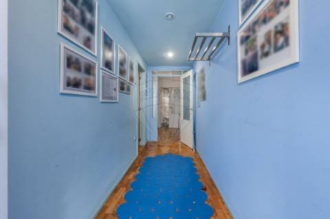 Moradia T4 para venda