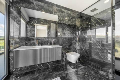 Moradia T4 para venda