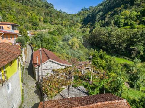 Moradia T4 para venda