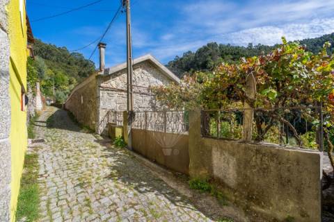 Moradia T4 para venda