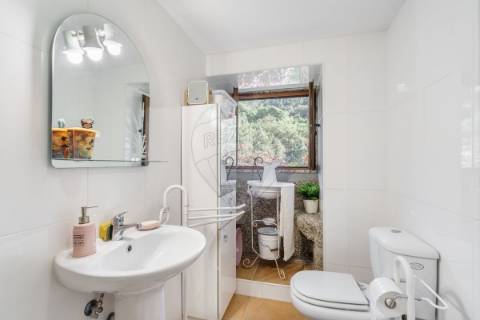 Moradia T4 para venda