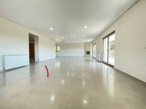 Moradia T3 para venda