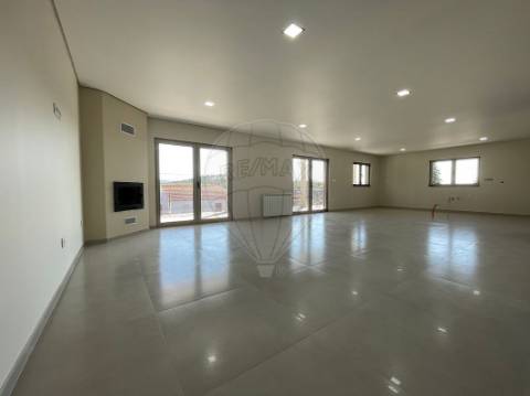 Moradia T3 para venda