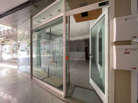 Loja  para arrendamento