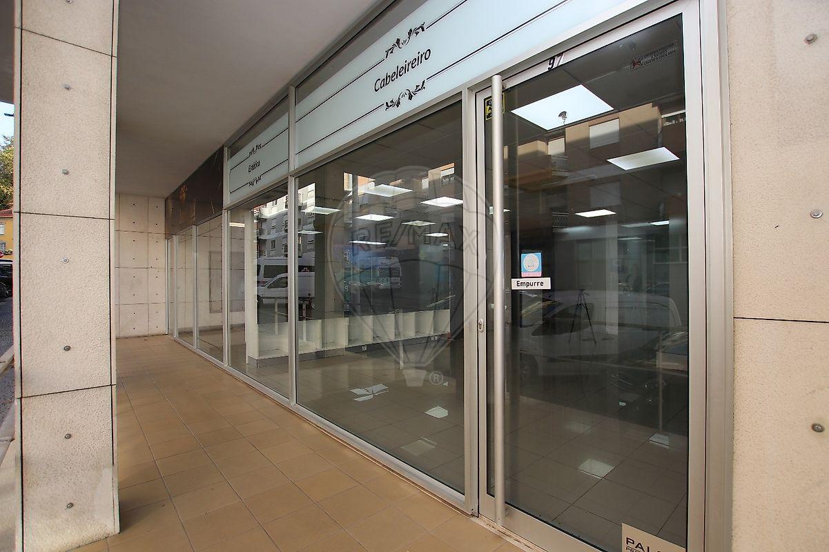 Loja  para arrendamento