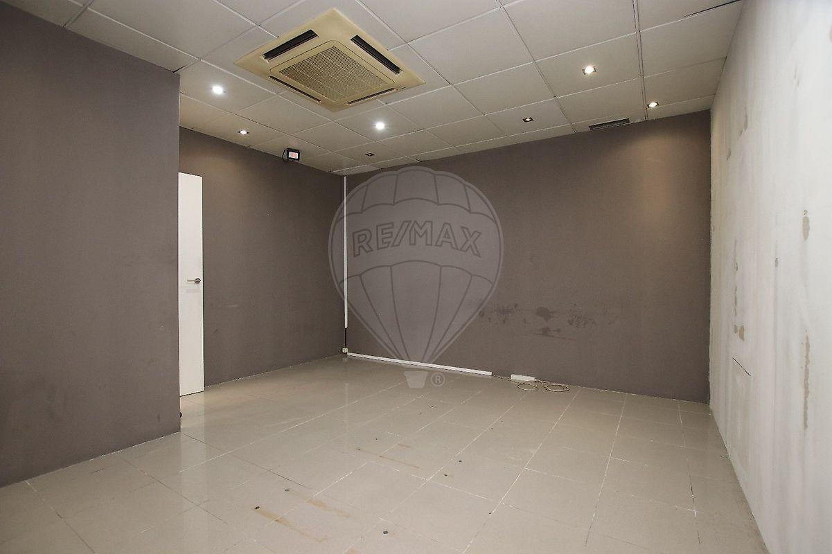 Loja  para arrendamento