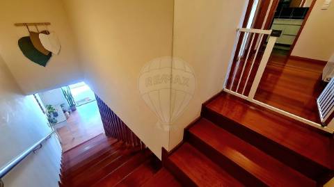 Moradia T4 para venda