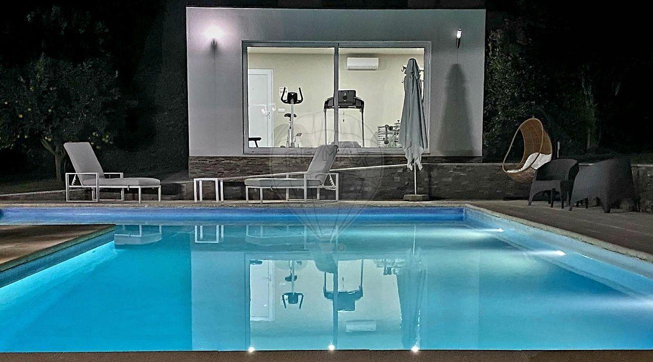 Moradia T4 para venda