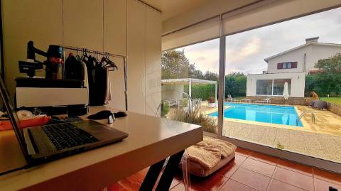 Moradia T4 para venda