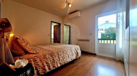 Moradia T4 para venda