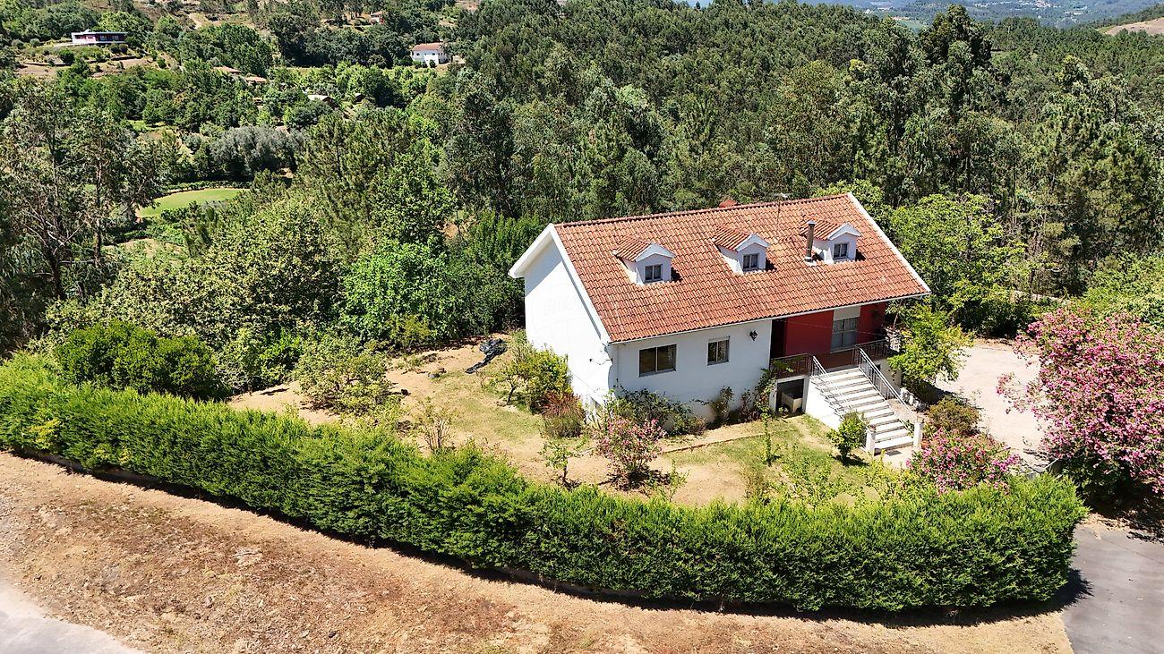 Moradia T4 para venda