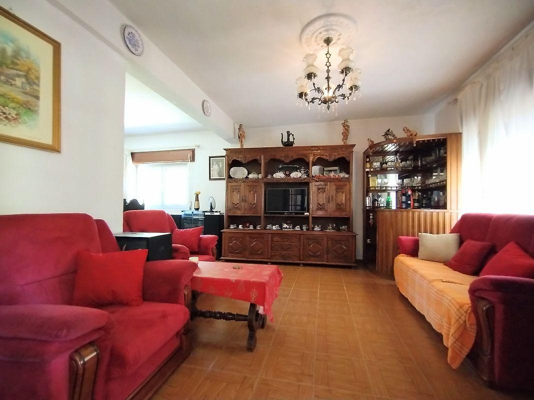 Moradia T4 para venda