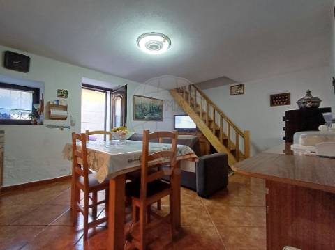 Moradia T2 para venda