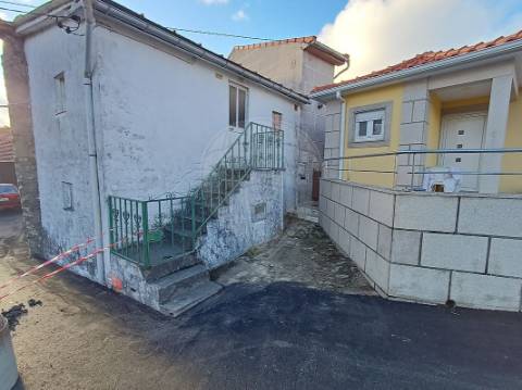 Moradia T2 para venda