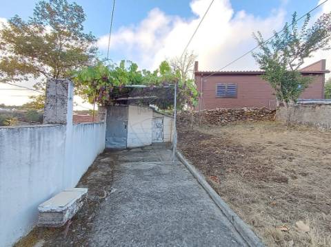 Moradia T2 para venda