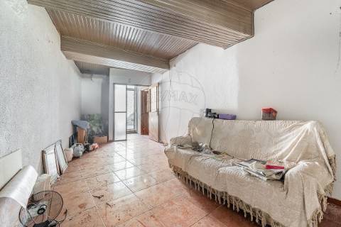 Moradia T6 para venda