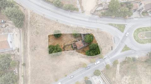 Moradia T4 para venda