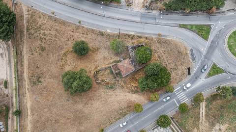 Moradia T4 para venda