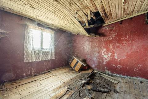 Moradia T4 para venda