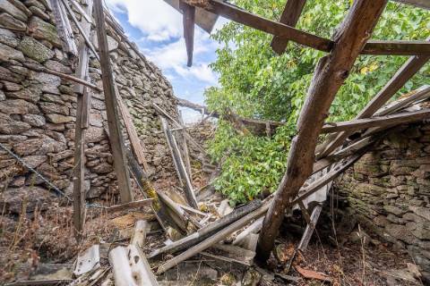 Moradia T4 para venda