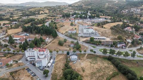 Moradia T4 para venda