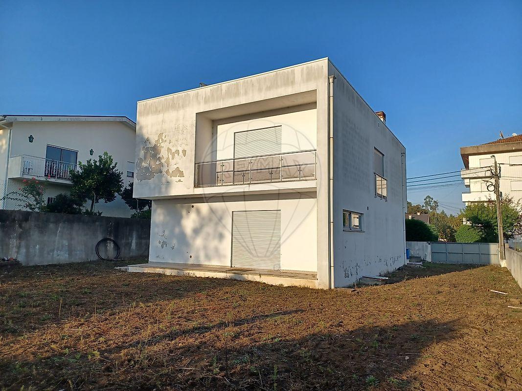 Moradia T3 para venda