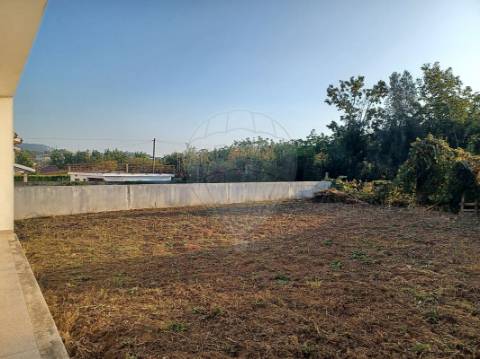 Moradia T3 para venda