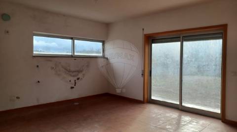 Moradia T3 para venda