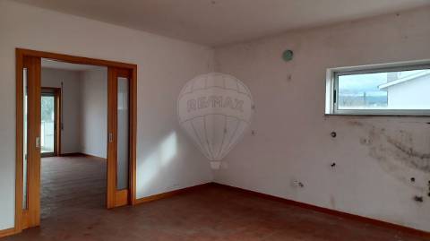 Moradia T3 para venda