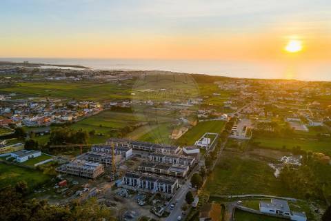 Moradia T4 para venda