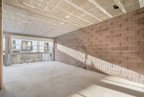 Moradia T4 para venda